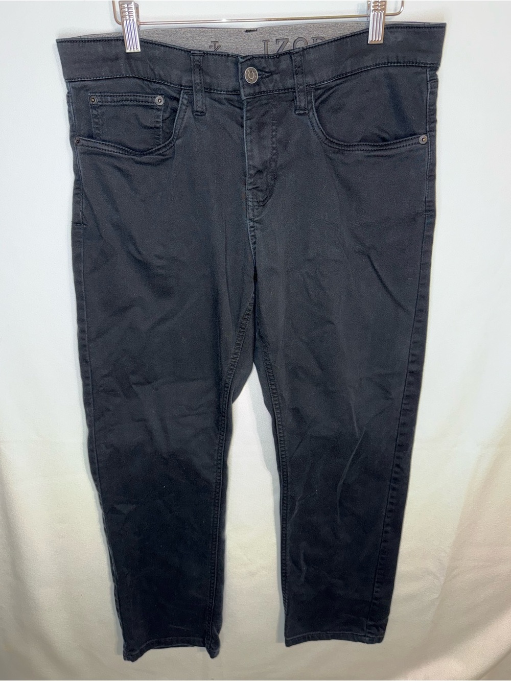 Izod Slim Straight Regular Fit Black Men's Jeans, Size 32x29